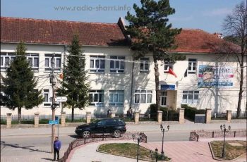 Shkolla “Fetah Sylejmani” në Dragash shënon 72-vjetorin!